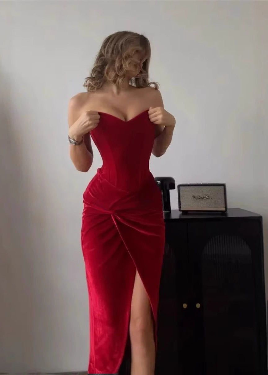 Maskot Scarlet Touch Kadife Elbise