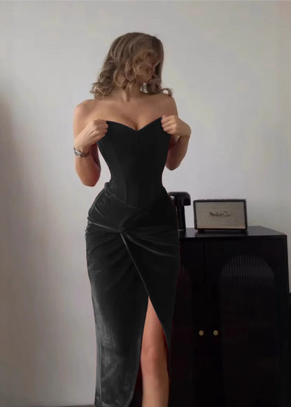 Maskot Scarlet Touch Kadife Elbise